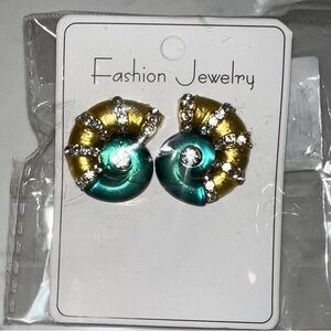 New Gold and Green Conch Shell Pierced Earrings